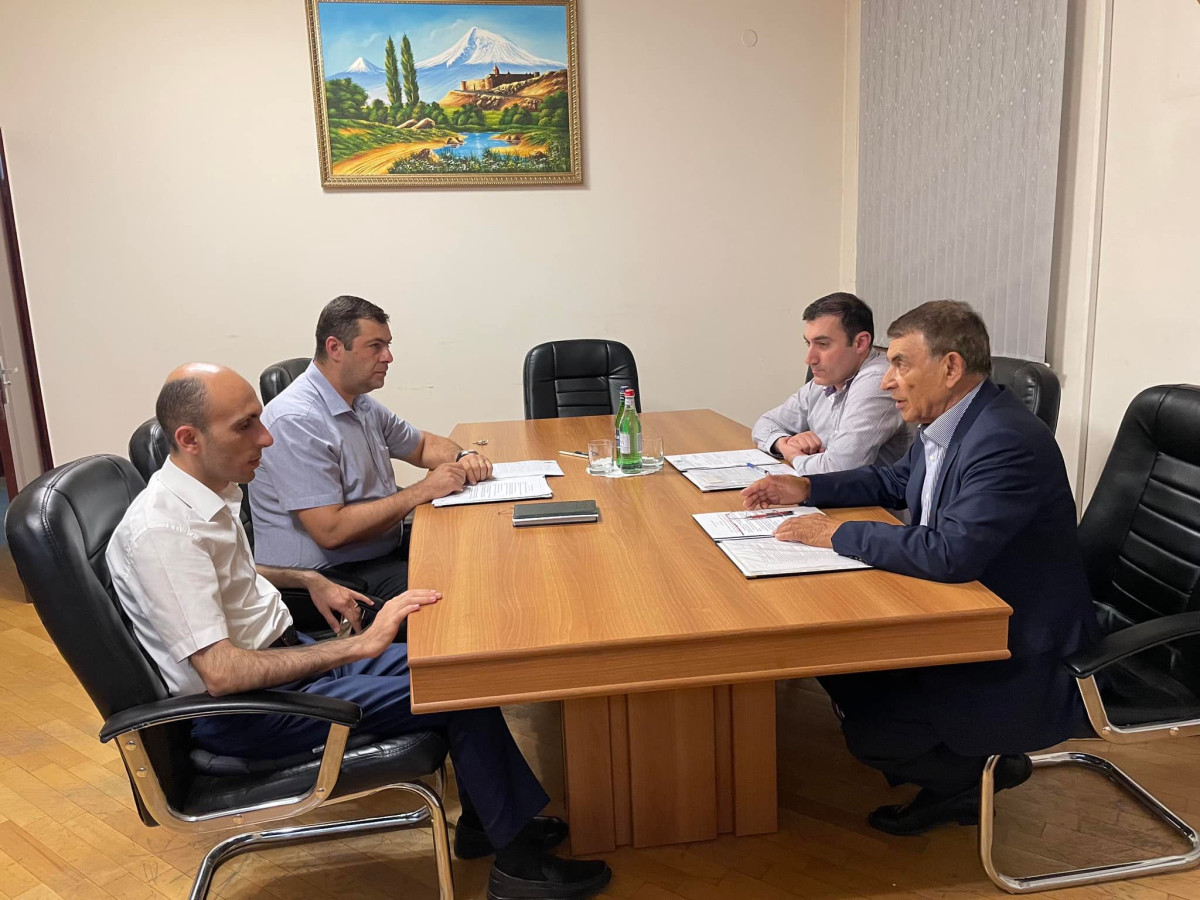Արցախի պետական նախարարի մոտ քննարկվել են առողջապահության համակարգի բարեփոխման ծրագրեր