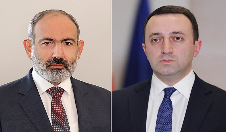 Nikol Paşinyan İrakli Qaribaşviliyə Azərbaycanın təcavüzü nəticəsində yaranmış vəziyyəti təqdim edib