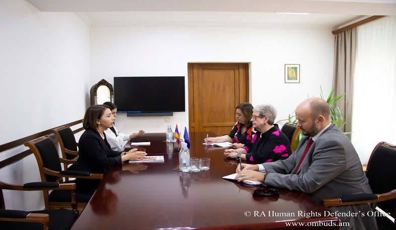 Armenia’s Ombudsperson presented crimes by Azerbaijan to the EU Ambassador to Armenia