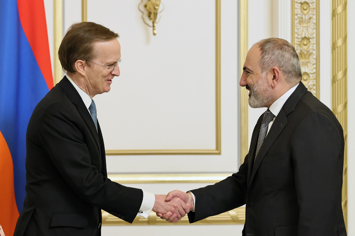 PM Pashinyan, EU officials discuss issues related to Armenia-EU cooperation
