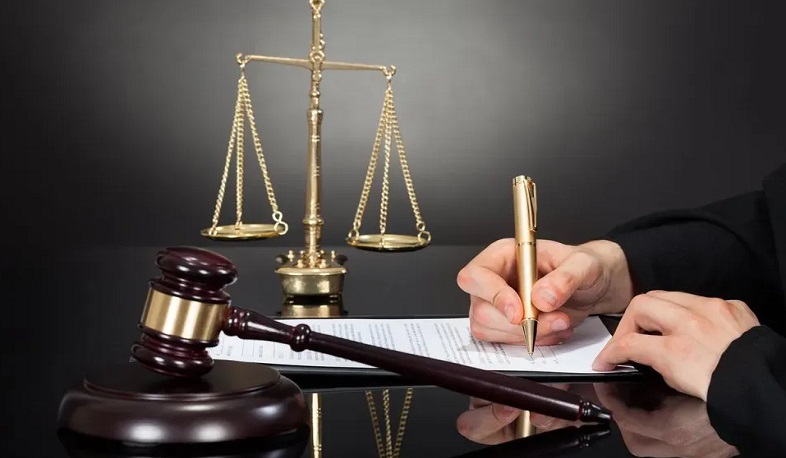 Վահե Ենգիբարյանին շնորհվել է ՀՀ վաստակավոր իրավաբանի կոչում
