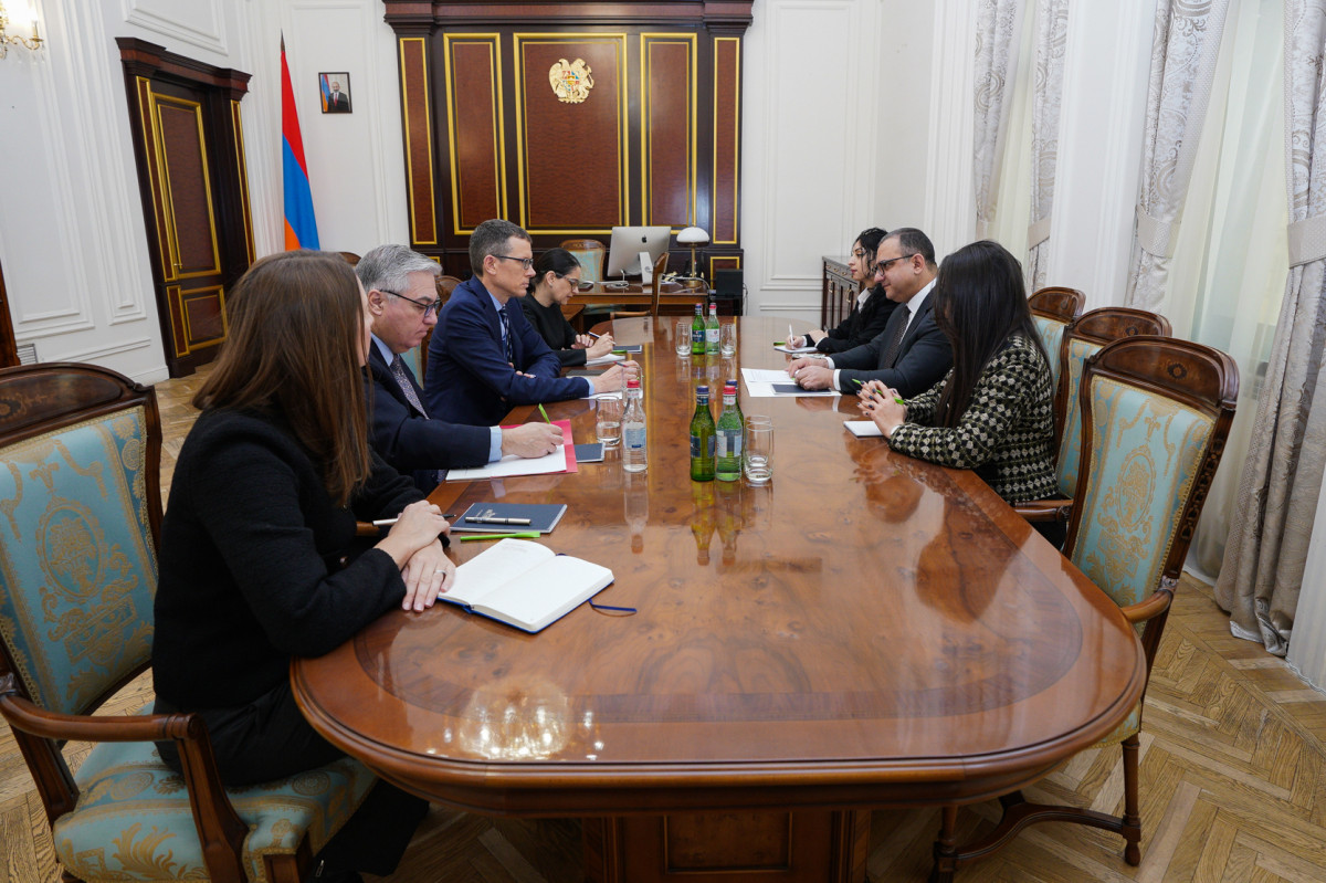 Tigran Khachatryan and Chargé d'affaires of US Embassy exchanged thoughts on creating favorable investment environment