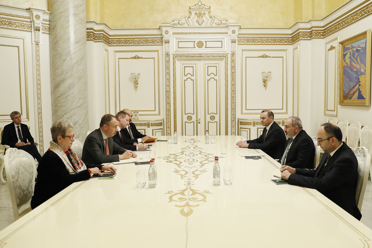 Prime Minister Pashinyan receives Toivo Klaar