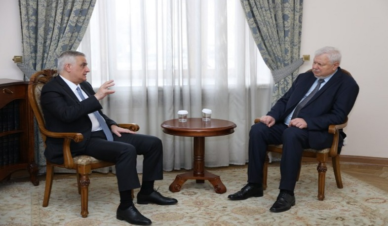 Mher Qriqoryan Ancey Kaspçikə Dağlıq Qarabağdakı vəziyyəti təqdim edib
