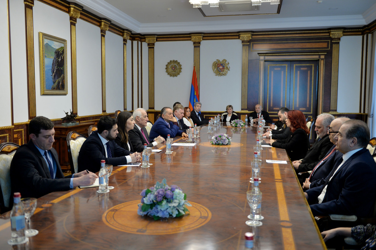 Նախագահի հետ հանդիպմանը սիրիահայերը բարձր են գնահատել Հայաստանի կառավարության անփոխարինելի օգնությունը