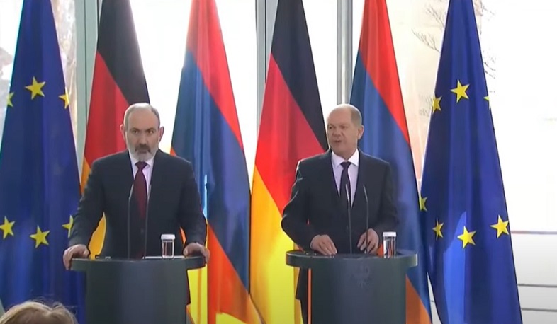 Nikol Paşinyan və Olaf Şolz Laçın dəhlizinin blokadası nəticəsində Dağlıq Qarabağda yaranmış vəziyyəti müzakirə ediblər