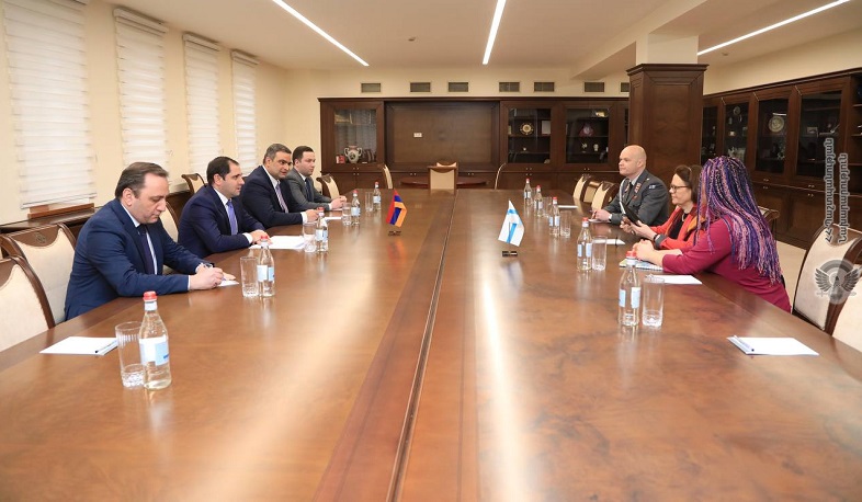 Suren Papikyan və Finlandiyanın səfiri müdafiə sahəsində əməkdaşlıq imkanlarını müzakirə ediblər