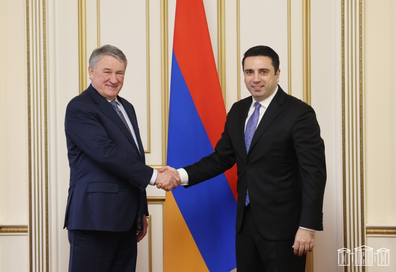 In context of restoring movement through Lachin Corridor, we expect steps from our international partners and, first of all, from Russia: Simonyan