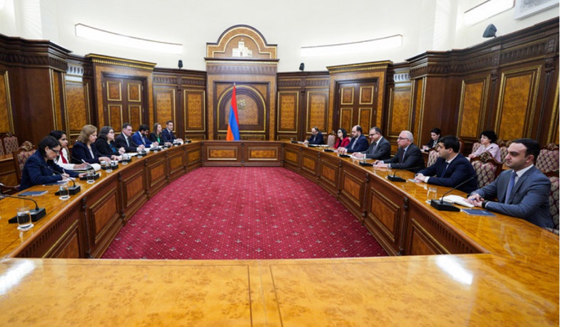 Thoughts exchanged on possibilities of promoting cooperation between Armenia and USA