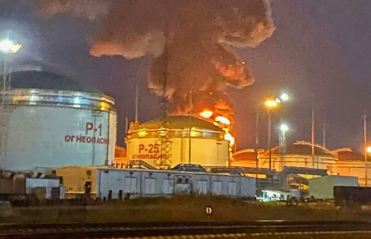 Huge fires at oil depots in Russia and Ukraine as sides press drone war