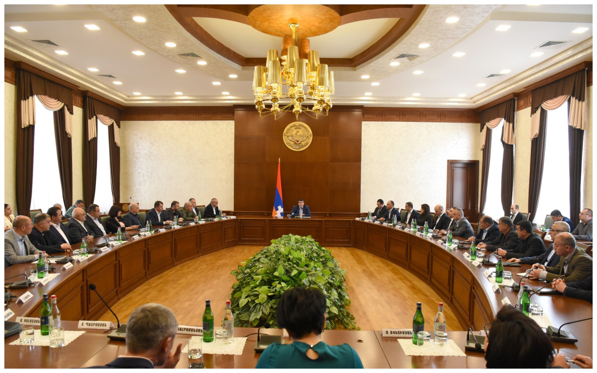 Արցախի նախագահը աշխատանքային խորհրդակցություն է հրավիրել