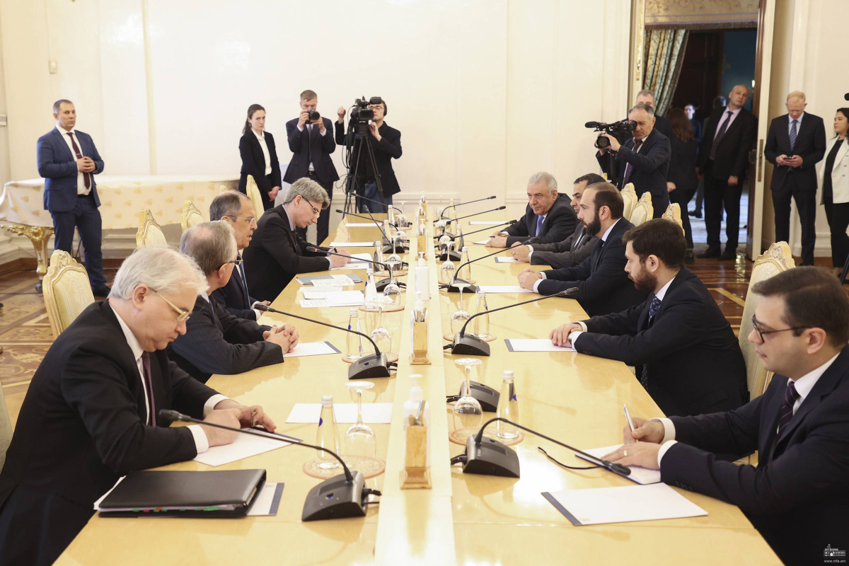 Mirzoyan-Lavrov görüşündə regionda təhlükəsizliklə bağlı məsələlər müzakirə olunub