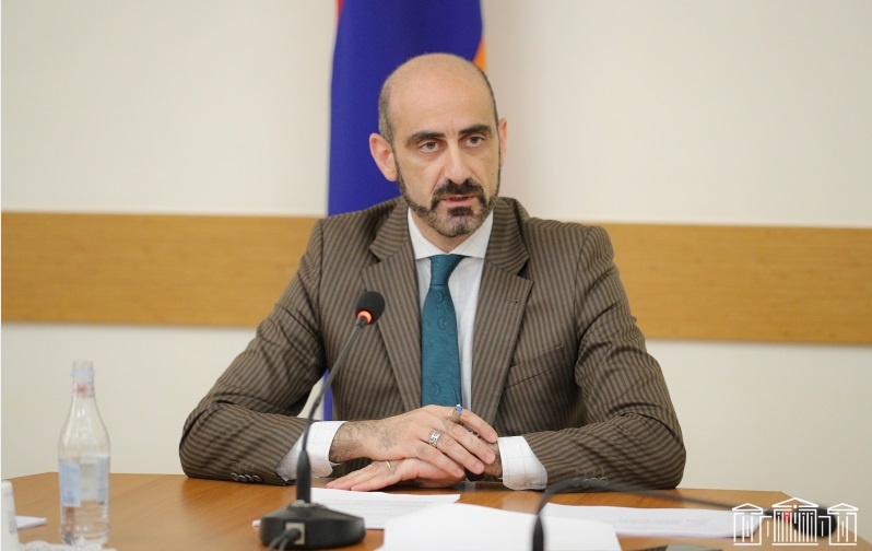 Նախատեսվում է ինստիտուցիոնալ հիմքերի վրա դնել բժշկական ասոցիացիաների և նախարարության հարաբերությունները