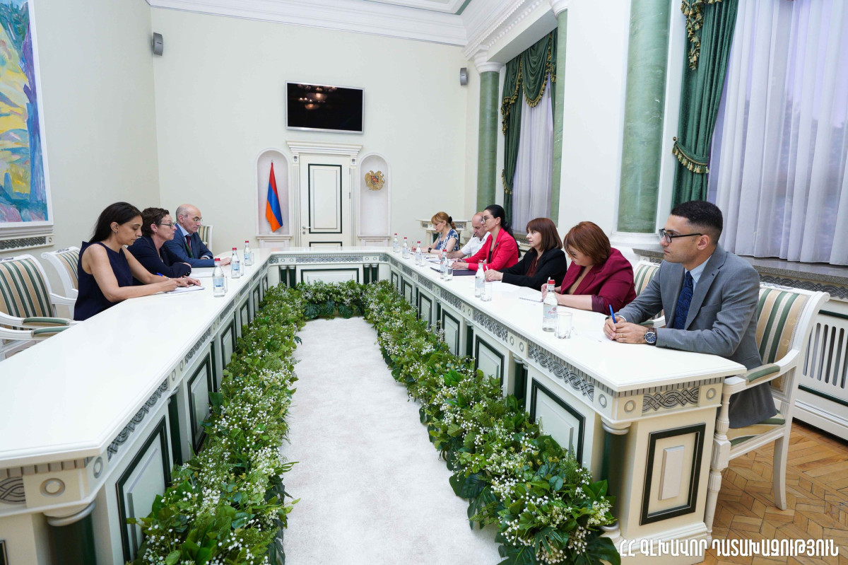 Աննա Վարդապետյանը Հայաստանում Ֆրանսիայի դեսպանի հետ քննարկել է համագործակցության զարգացման հեռանկարները