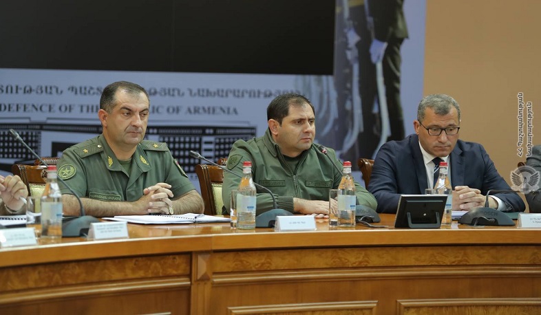 Suren Papikyanın rəhbərliyi ilə məsləhətləşmə keçirilib