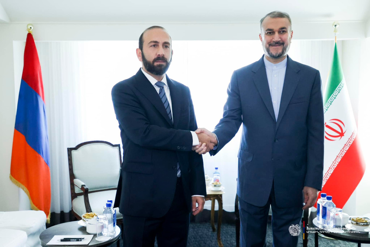 Արարատ Միրզոյանը հանդիպել է Իրանի ԱԳ նախարարի հետ ՄԱԿ ԳԱ 78-րդ նստաշրջանի շրջանակում