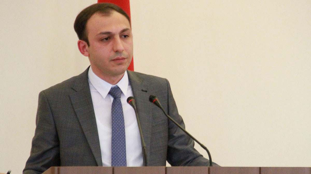 Ժամը 05.00-ի սահմաններում Ադրբեջանի ԶՈՒ-ն գնդակոծել է Ստեփանակերտի շտապօգնության մեքենան. ԼՂ ՄԻՊ