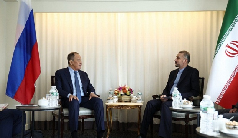 Lavrov və Abdullahyan Cənubi Qafqazdakı vəziyyəti müzakirə ediblər
