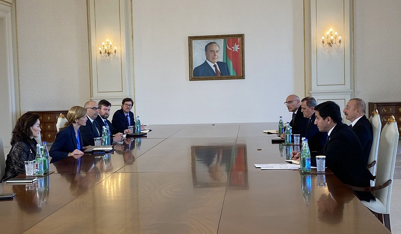 Սամանթա Փաուերը Ադրբեջանի իշխանությունների հետ քննարկել է Լեռնային Ղարաբաղում միջազգային դիտորդների տեղակայման անհրաժեշտությունը