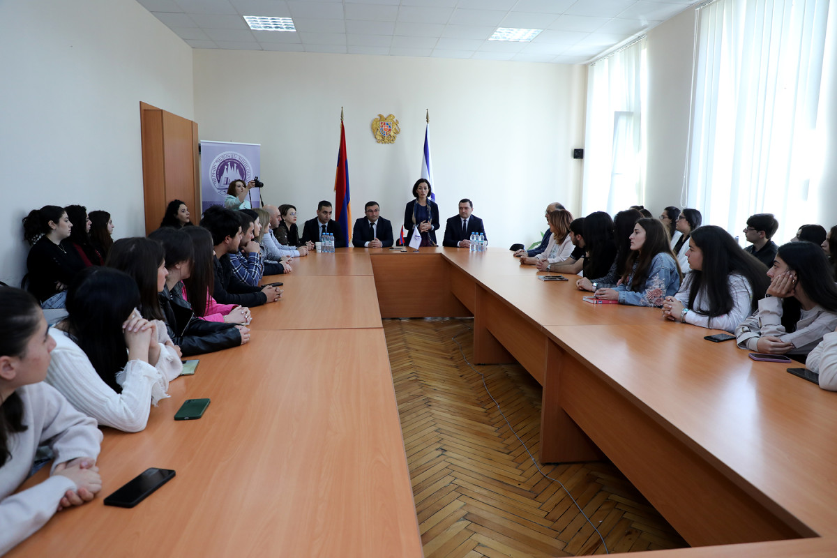 Գորիսի ուսանողների և դպրոցականների կատարած կամավորական աշխատանքը օրինակ է մյուս համայնքների համար. Ժաննա Անդրեասյան