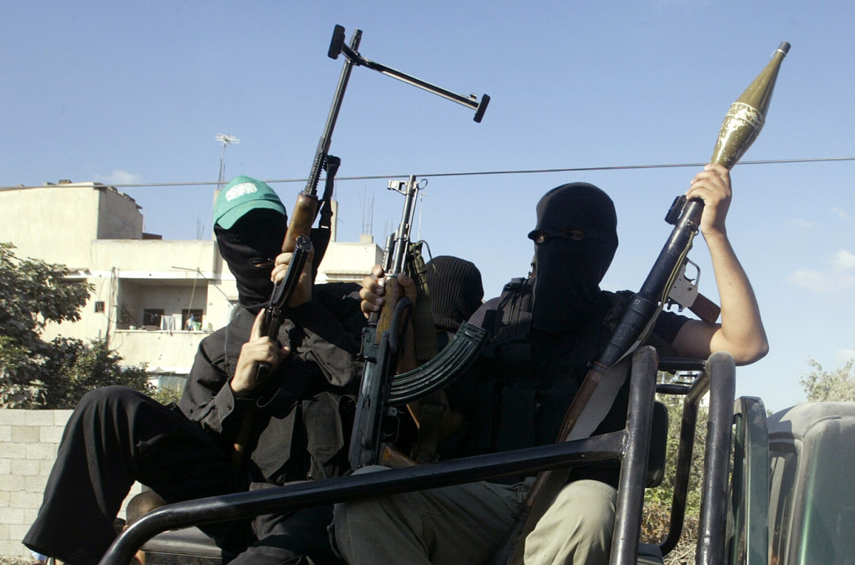 Hamas militants fired rockets at Tel Aviv