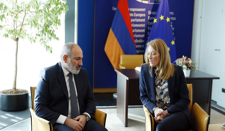 Biz Avropa Parlamentinin sədri ilə Dağlıq Qarabağda etnik təmizləmə nəticəsində yaranmış vəziyyəti müzakirə etdik: Paşinyan