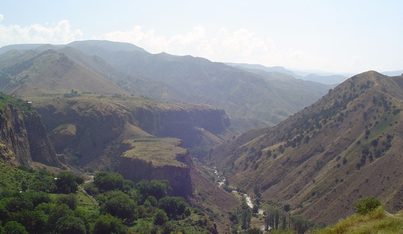 «Խոսրովի անտառ» պետական արգելոցի տարածքում հանք չի շահագործվում. ՇՄՆ