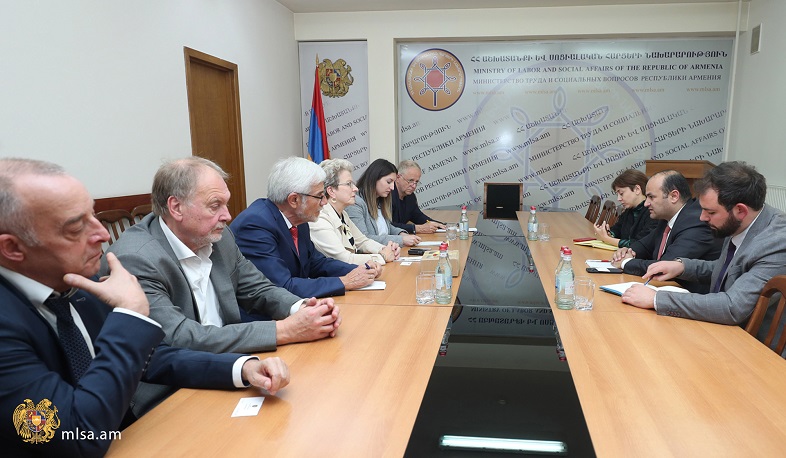 Նարեկ Մկրտչյանը Գերմանական Կարմիր խաչի պատվիրակության հետ քննարկել է ԼՂ-ից բռնի տեղահանված անձանց աջակցության համատեղ ծրագրերին առնչվող հարցեր