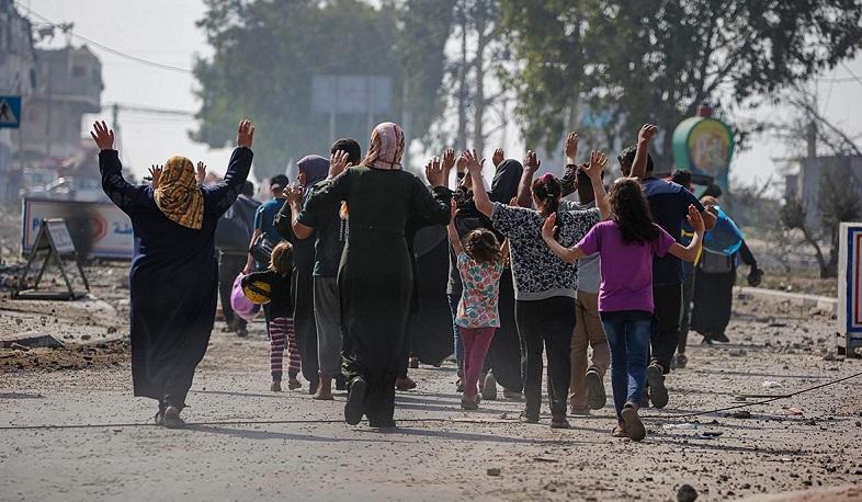 Jordan will consider expulsion of Palestinians from Gaza as declaration of war: Prime Minister Bisher Khasawneh