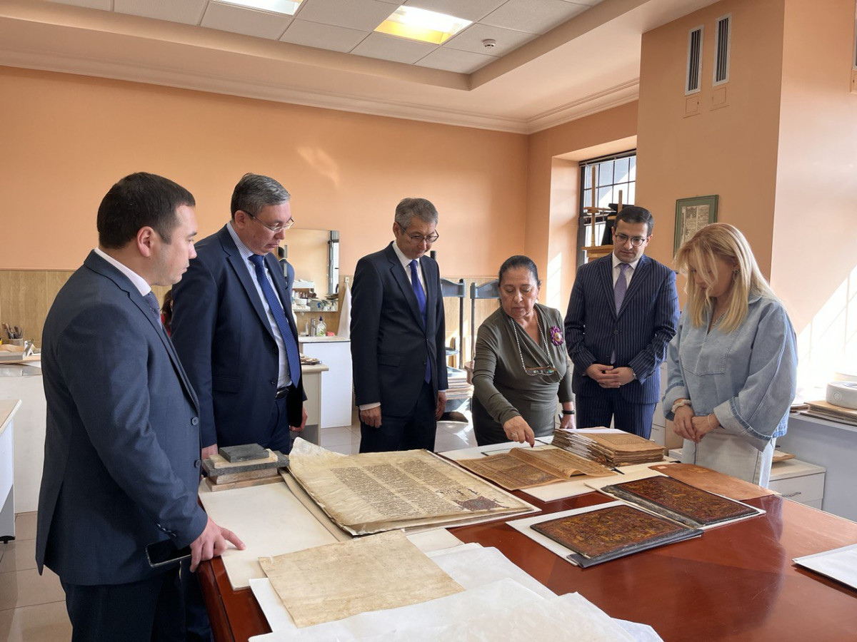 Ambassadors accredited to Armenia visit Matenadaran