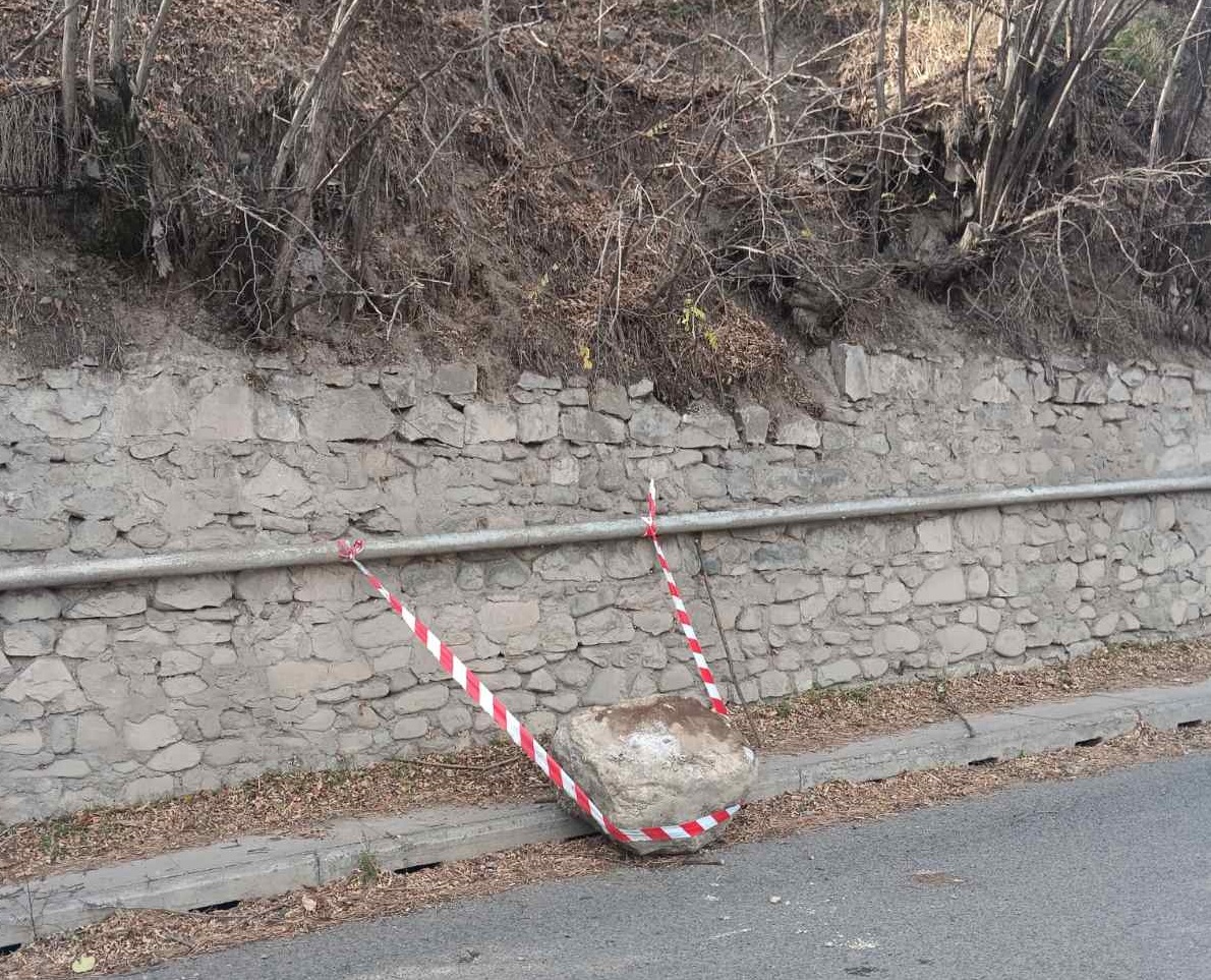 Փրկարարներն իրականացրել են հարկադիր քարաթափման աշխատանք