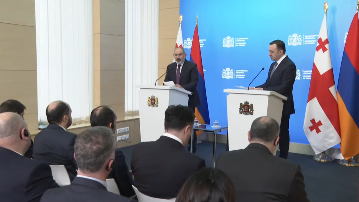 At meeting with Garibashvili, Pashinyan expressed hope that after presidential elections of Azerbaijan, negotiation process will reach its full scope