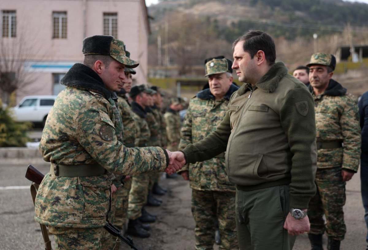 Сурен Папикян посетил воинские части воинского соединения, осуществляющего оборону северо-восточной пограничной полосы