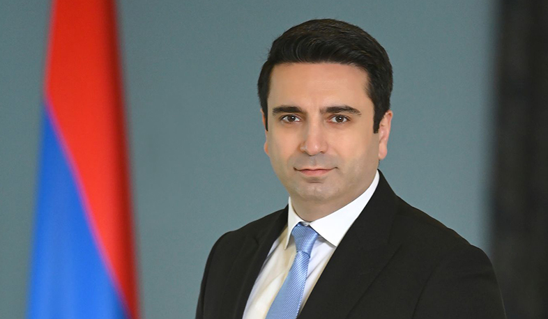 Եղե՛ք այնպիսին, ինչպիսին կաք. նրբության մեջ՝ ուժեղ, համեստության մեջ՝ խիզախ, պարզության մեջ՝ իմաստուն․ Ալեն Սիմոնյան