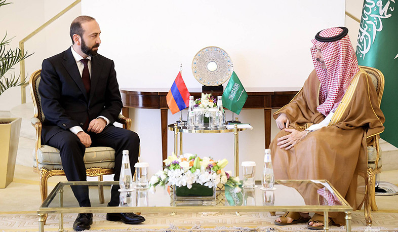 Armenia and Saudi Arabia Foreign Ministers meet in Riyadh
