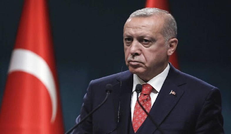 Erdogan holds emergency meeting after reported coup