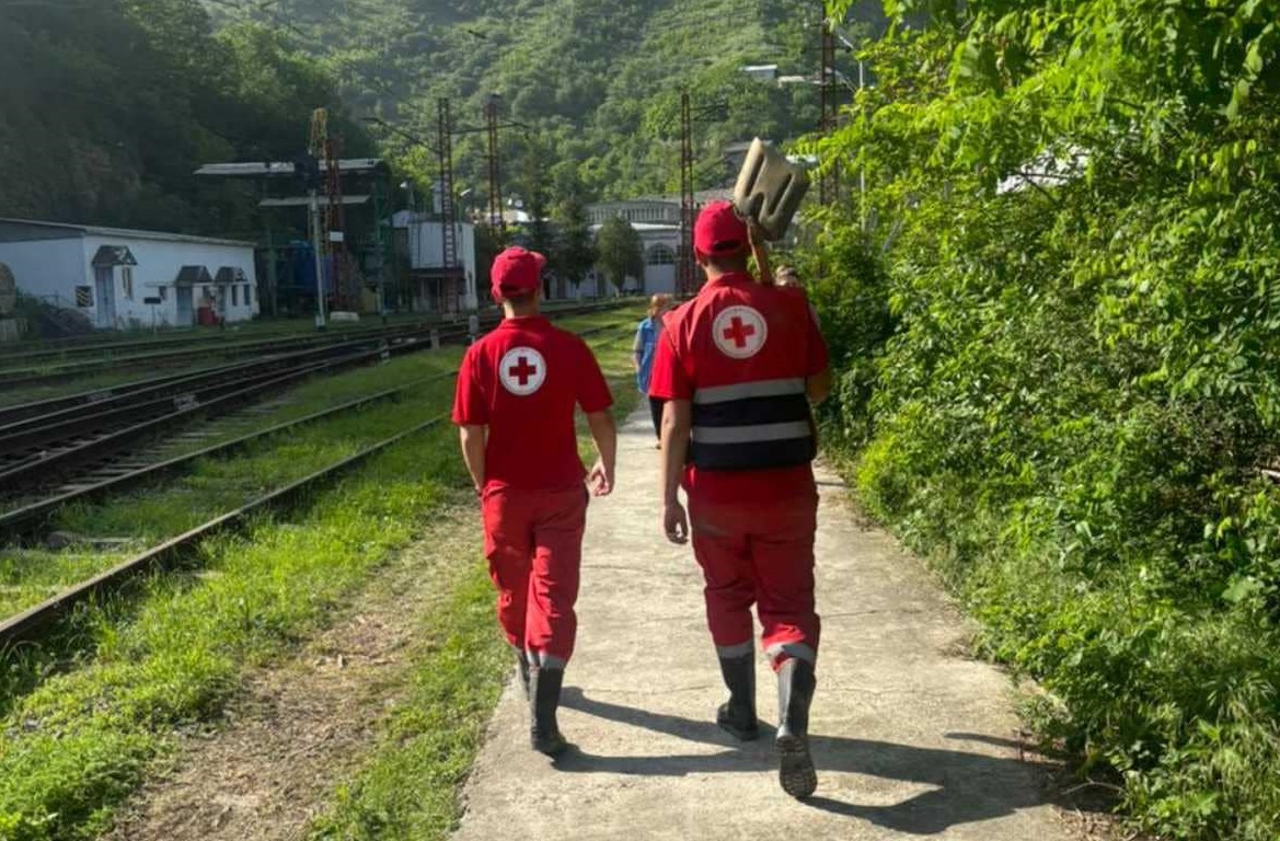 Red Crescent of Iran has sent humanitarian aid to Armenia