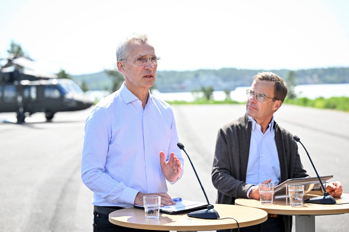 Ukraine has right to strike targets in Russia: Stoltenberg