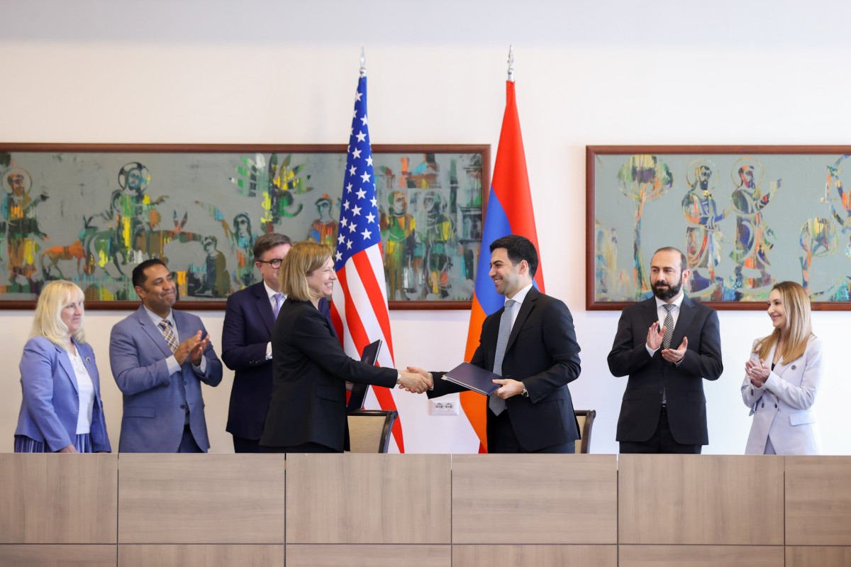 Armenia and US sign agreement on mutual assistance of customs authorities