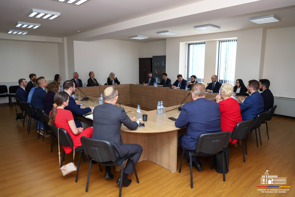 ՀՀ ԱԳ փոխնախարարները «Save Armenia»-ի պատվիրակության անդամներին են ներկայացրել տարածաշրջանում անվտանգային իրավիճակը