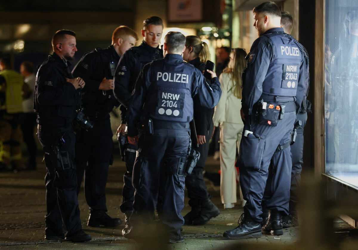 Multiple dead after stabbing attack at festival in western Germany