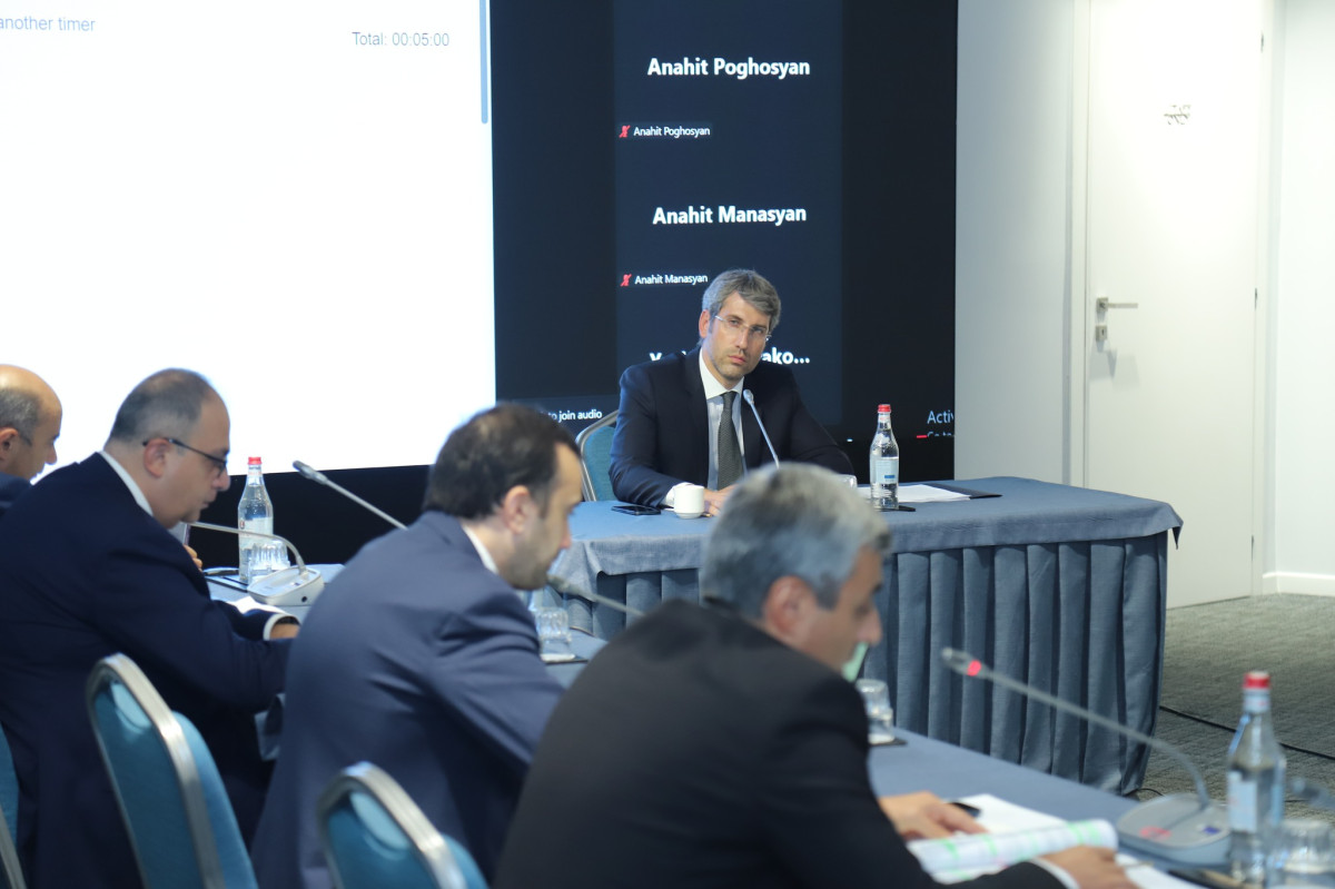 Սահմանադրական բարեփոխումների խորhուրդը քննարկել է «Կայուն խորհրդարանական մեծամասնության սկզբունքից հրաժարվելու հարցը»