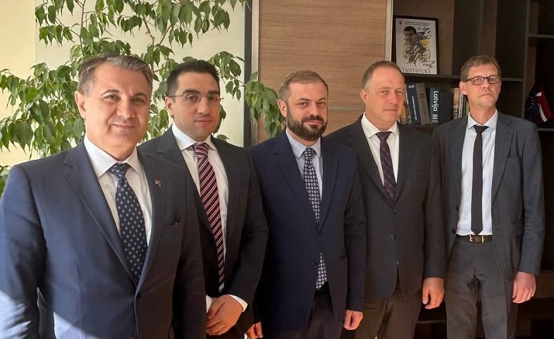 Ermənistan və Latviya arasında ticarət-iqtisadi əlaqələrin inkişafı ilə bağlı məsələlər müzakirə olunub