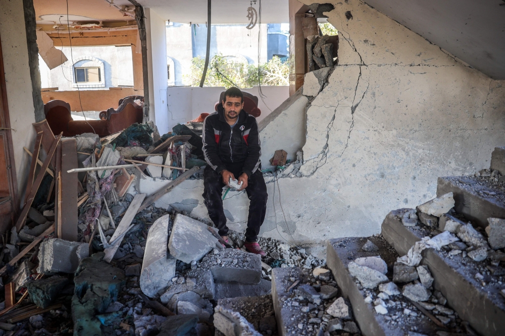 Death toll from Israeli strikes on Gaza rises to 43,764, on Lebanon - 3,445