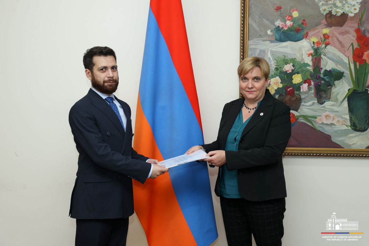 ՀՀ-ում ԿԽՄԿ պատվիրակության նորանշանակ ղեկավարն իր հավատարմագրերի պատճենն է հանձնել ՀՀ ԱԳ նախարարի տեղակալին