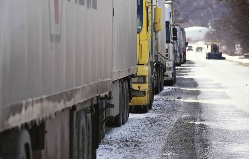 Գուդաուրի-Կոբի և Ստեփանծմինդա-Լարս ճանապարհահատվածներում երթևեկությունն իրականացվելու է անկանգառ ռեժիմով
