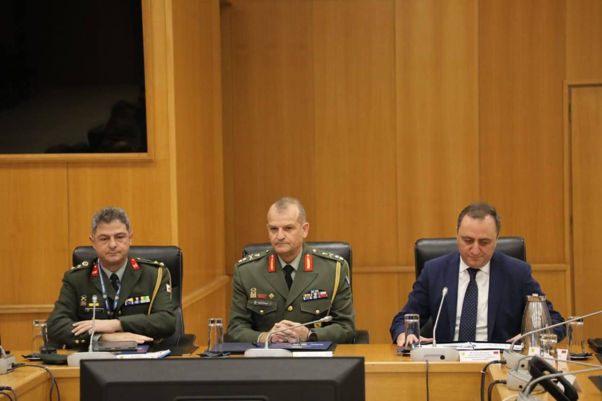 Issues of introducing new approaches and standards in defense sector discussed in Athens: Defense Ministry