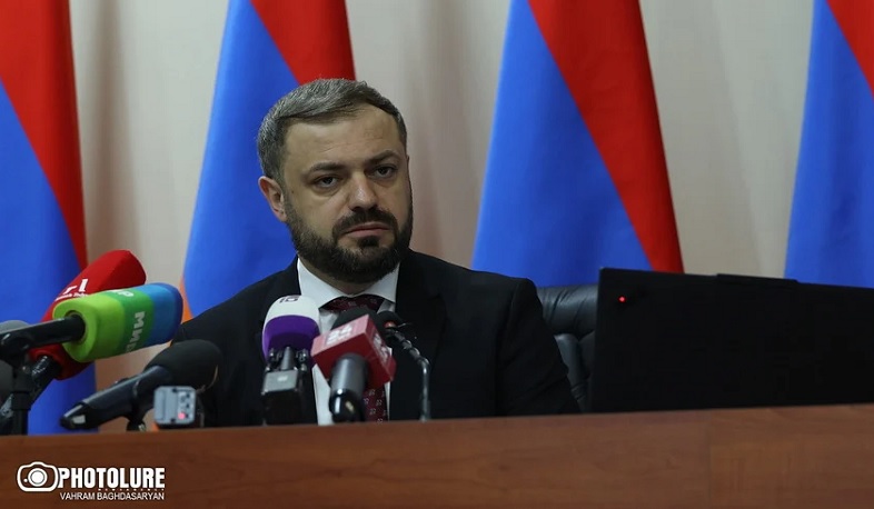 Hazırda hökumətin Aİİ-dən çıxmaq gündəliyi yoxdur: Papoyan