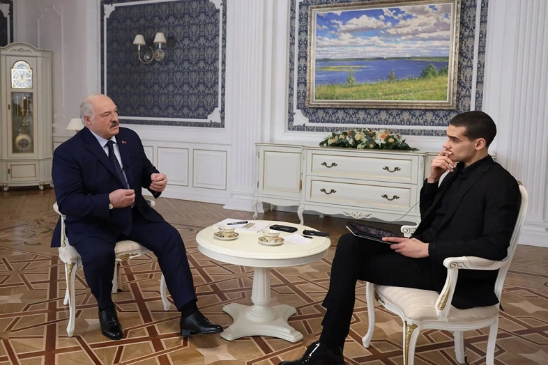 Lukaşenko Putin, Zelenski və Trampı danışıqlar üçün Minskə dəvət edib