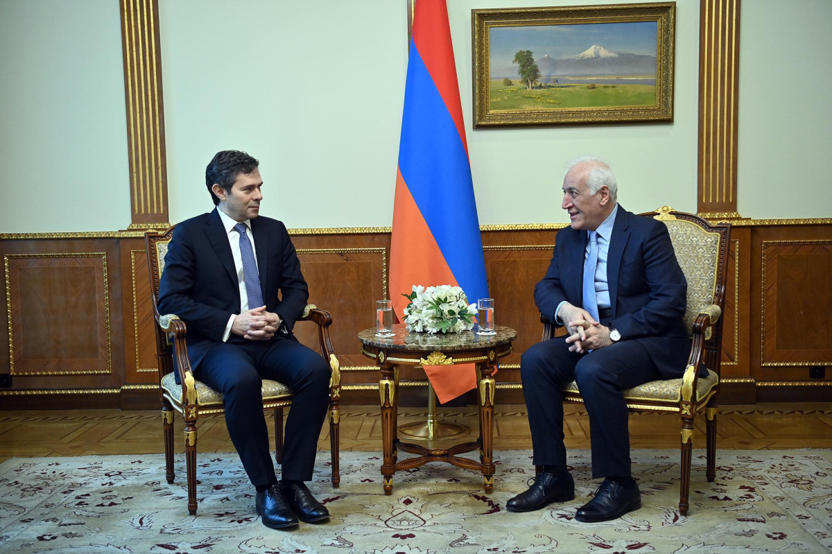 Երկու երկրների միջև երկկողմ հարաբերություններն ավելի են զարգանում և խորանում. Հունաստանի դեսպանը՝ ՀՀ նախագահին